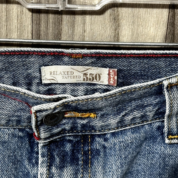 Levis Jeans Women’s 12M Blue 550 Relaxed, Tapered Denim - Picture 6 of 12